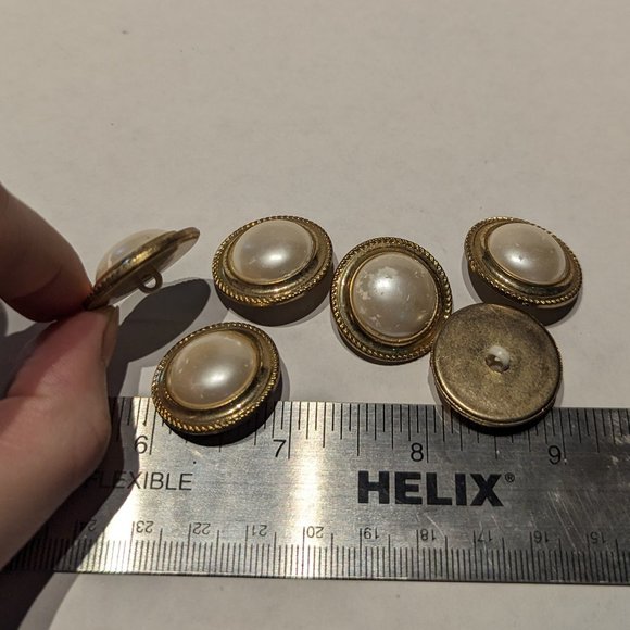 BUTTONS Round Domed White Pearl with Decorative Gold Border 1" (6) - Picture 1 of 3